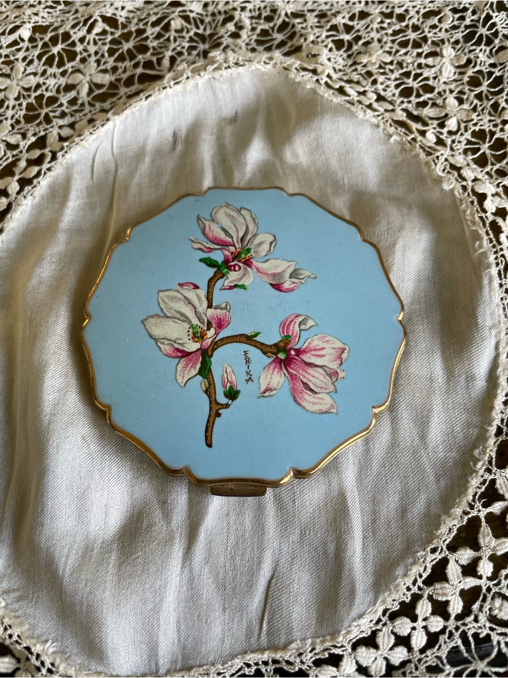 Vintage Stratton Light Blue Floral Mirror Compact with Pink Blossom Design